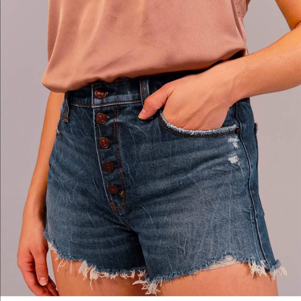 Abercrombie high rise mom shorts
